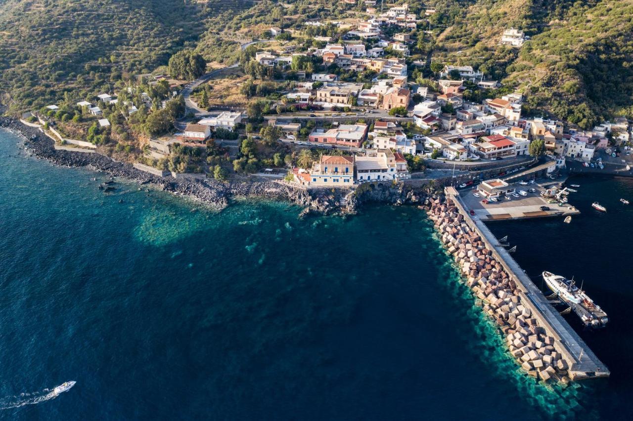 Hotel L'Ariana Isole Eolie - Una Esperienze Leni Exterior foto