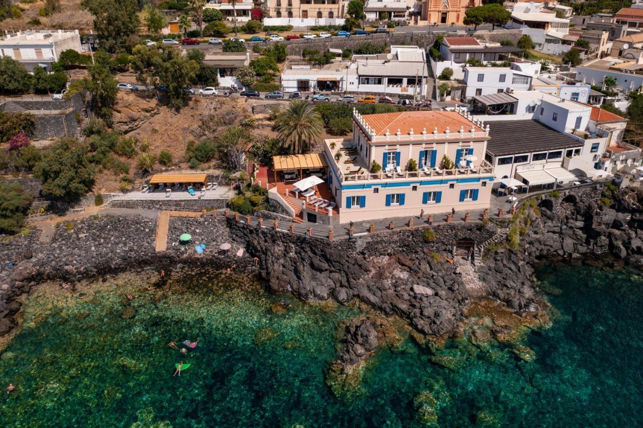 Hotel L'Ariana Isole Eolie - Una Esperienze Leni Exterior foto
